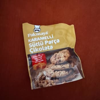 Çikolata Paketinden Çıkan Kıl Şoku