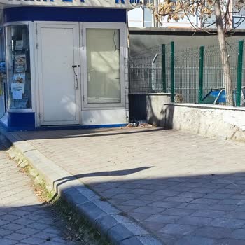 Ekmek Büfesinde Hijyen Sorunu Ve İlgisizlik