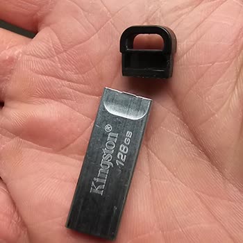 Kingston Kırılgan USB Bellek Hayati Verilerimi Kaybetmeme Sebep Oldu