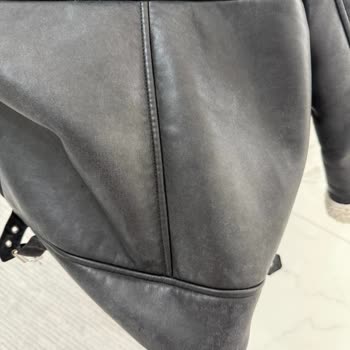 Renk Değiştiren Mont Ve Zorlaştırılan İade Süreci