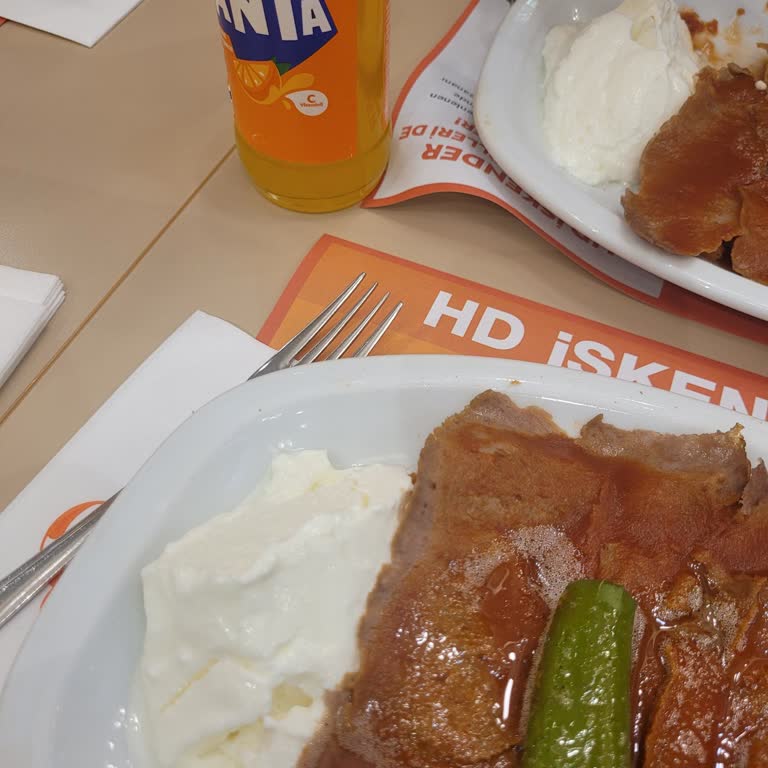 HD İskender'de Hijyen Ve Hizmet Eksikliği
