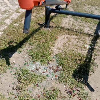 Arsuz Belediyesi Çocuk Parkında Güvenlik Tehlikesi!