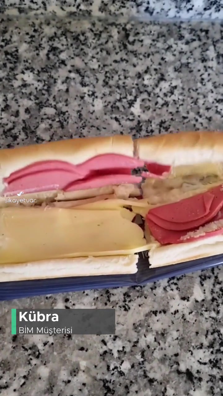 BİM Küflü Ürün Sattılar videonun kapak resmi