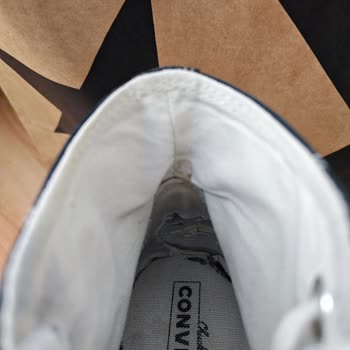 Converse Ayakkabının Kronik Sorunu Ve Yetersiz Müşteri Hizmeti