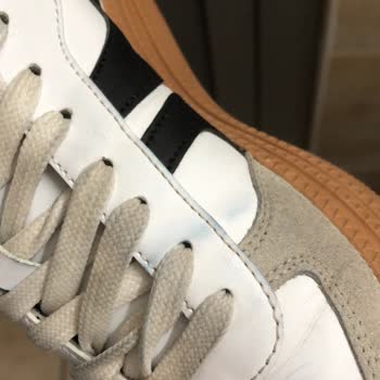 Deichmann Yeni Ayakkabıda Beklenmedik Boya Sorunu!