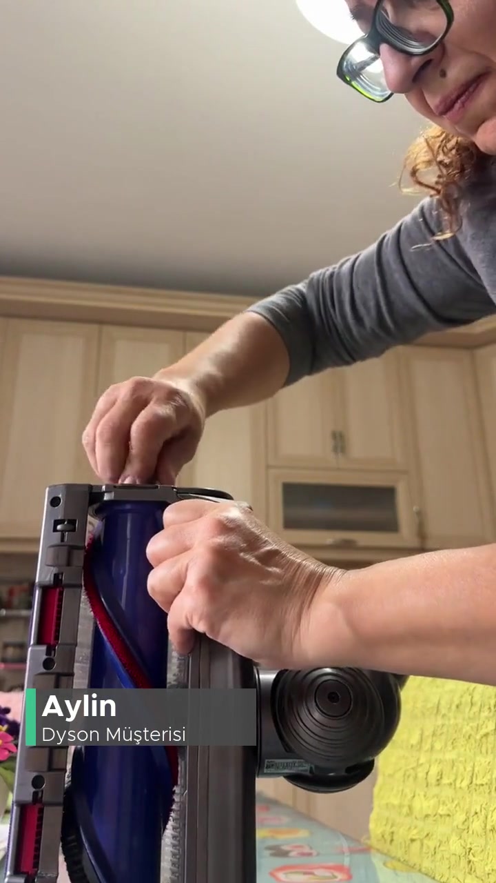 Dyson Başlık Temizleme Sorunu videonun kapak resmi