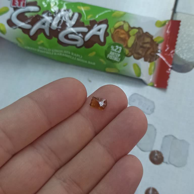 Eti Canga'dan Çıkan Cam Parçası Şoku