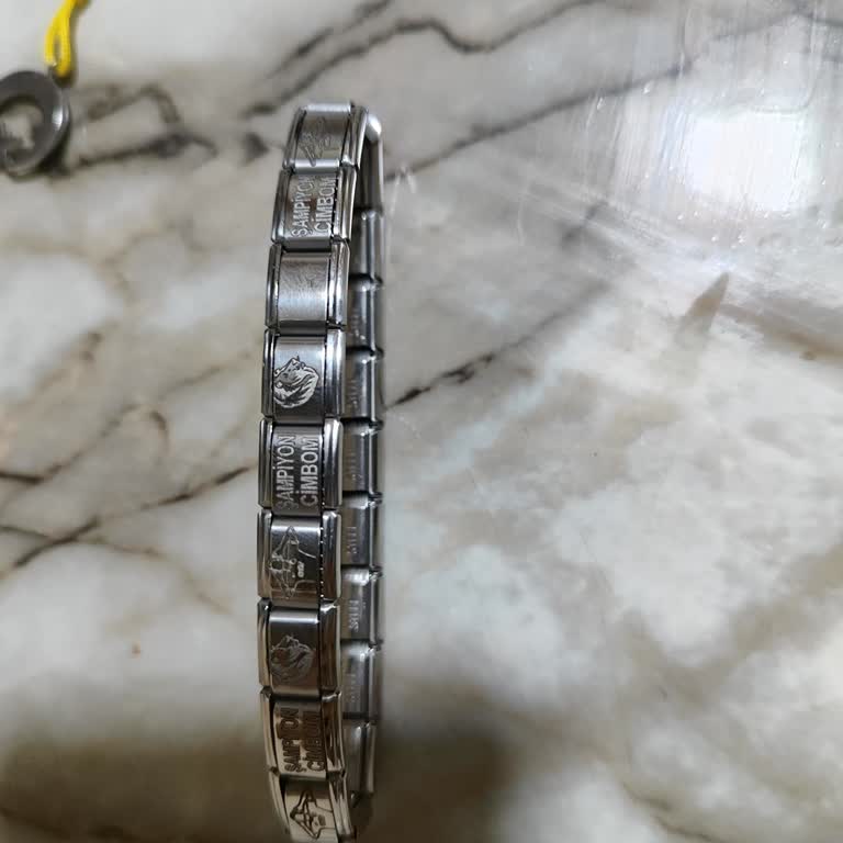 Eksik Desenli Bileklik Ve Kutusuz Teslimat Hayal Kırıklığı