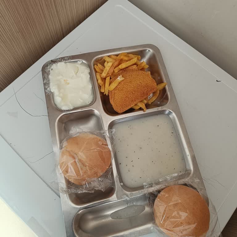 Hastanede Yemek Servisi Ve Hijyen Sorunları