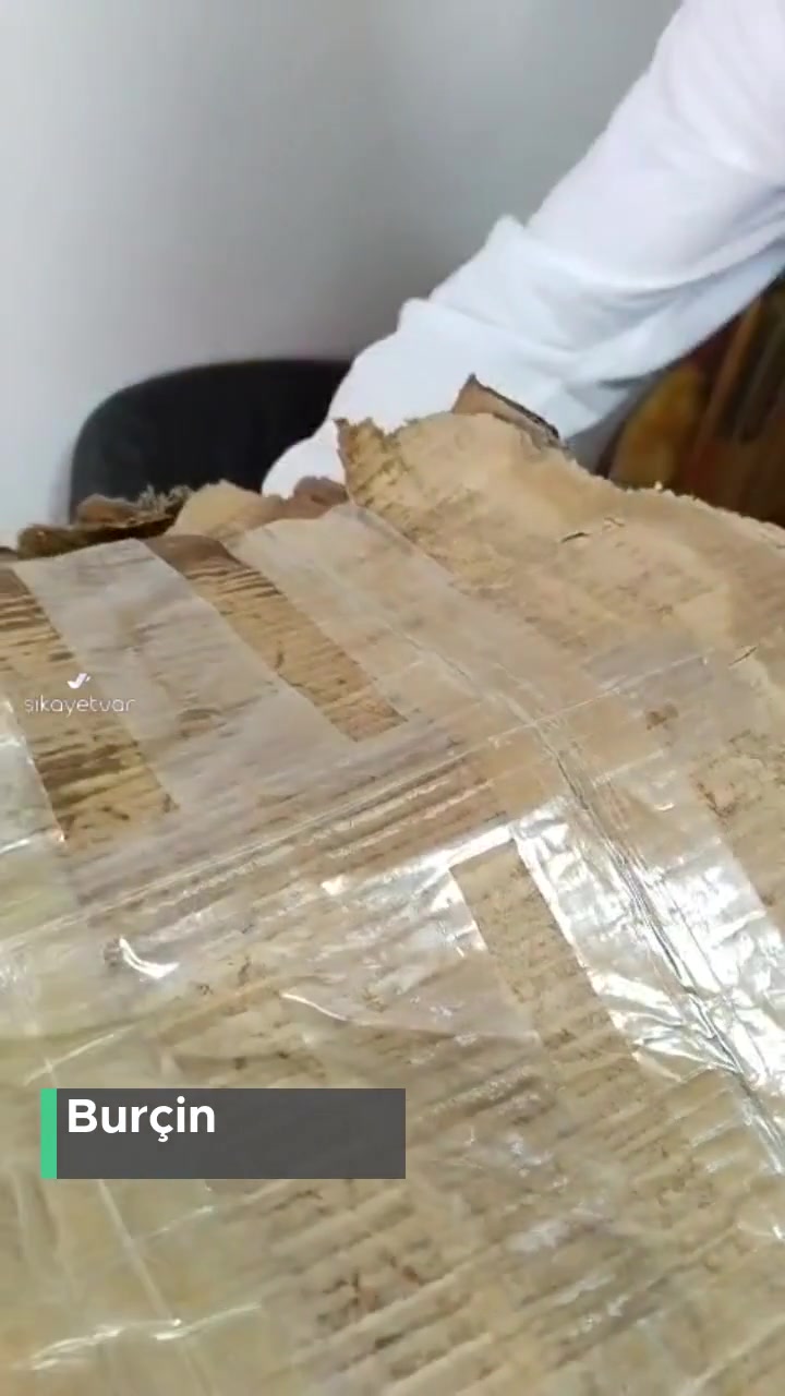 Pera Hediyelik Tasarım Farklı Ve Defolu Ürün! videonun kapak resmi