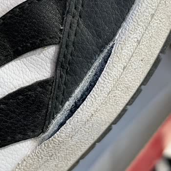 Reebok Ayakkabıda Erken Açılma Ve Yetersiz Garanti Hizmeti