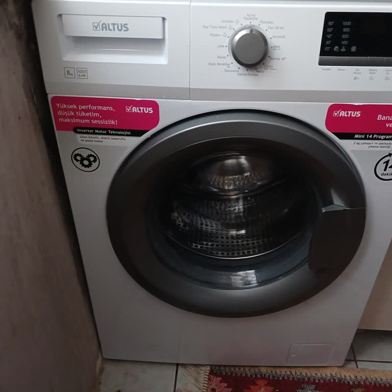 Yeni Çamaşır Makinesi Hayal Kırıklığı: Kalıcı Koku Yok, Destek De Yok!