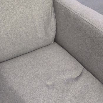 Cardin Yanlış Renk Ve Defolu Koltuk Şoku