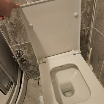 Klozet Kapağı Sorunu Ve Yetersiz Müşteri Hizmeti