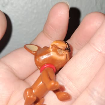 Hatalı Oyuncak Köpek: Üretim Hatası Ve İletişim Talebi