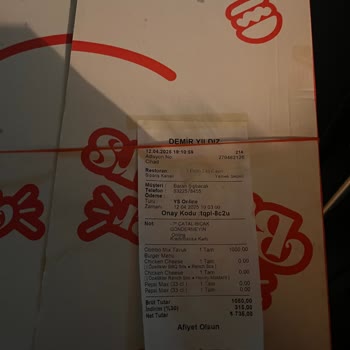 Yemeksepeti'nde Geç Teslimat Ve İade Sorunu