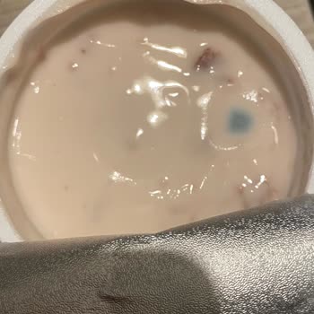 Birşah Meyveli Yoğurtlarda Küf Şoku