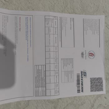 Ayakkabı Tabanları Eriyor: Skechers'tan Beklenmedik Sorun