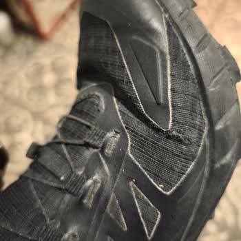 Salomon Ayakkabılarımın Beklenmedik Dayanıksızlığı