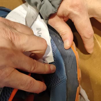Orijinal Ürün Şüphesi: Adidas Ayakkabının Hızla Yıpranması
