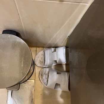 Postallı Turizm Umre Yolculuğunda Hayal Kırıklığı Ve Mağduriyet