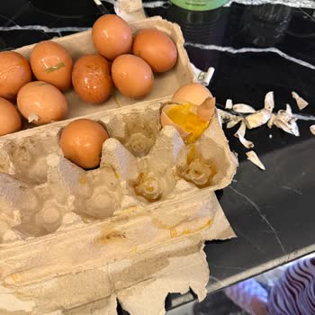 Migros Hemen'den Gelen Bozuk Yumurta Şoku