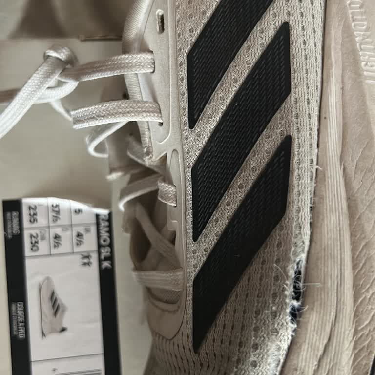 Sporjinal'de Adidas Ayakkabının Garantisi Sorun Oldu