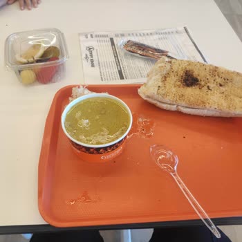 Köfteci Yusuf Konya Şubesi: Beklentileri Karşılamayan Deneyim