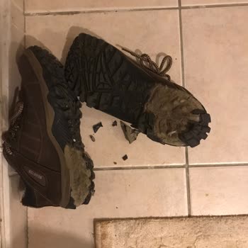 Ayakkabı Tabanlarının Beklenmedik Çürümesi