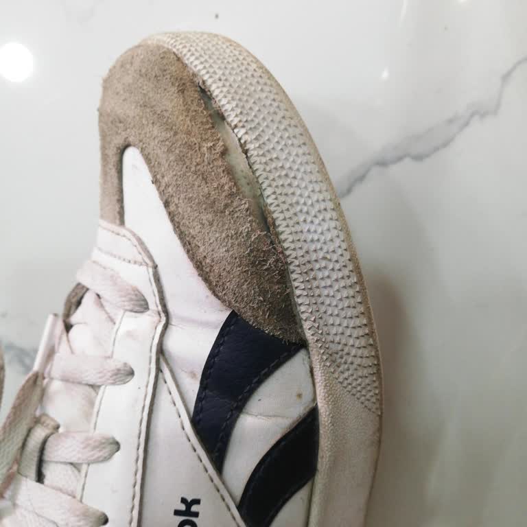 Reebok Ayakkabının Erken Deformasyonu Ve Garanti Sorunu