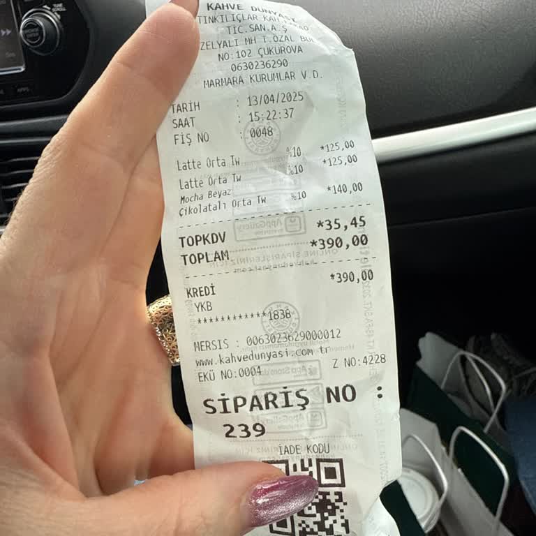 Kahve Dünyası'nda Yavaş Servis Ve İlgisiz Çalışan