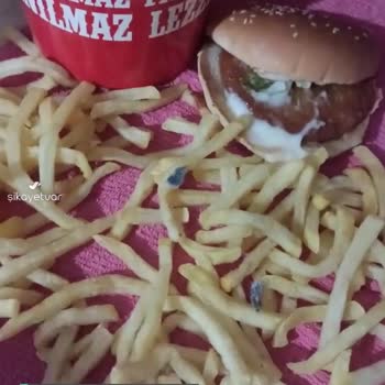 Saloon Burger Kavacık Şubesi Kova Patatesin İçinden Çıkanlar!