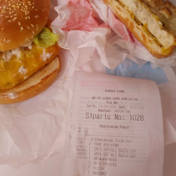 Yanlış Sipariş Hüsranı: Big King Yerine Tavuk Menüsü