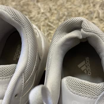 Ayakkabıdaki Deformasyon Mağduriyet Yaratıyor