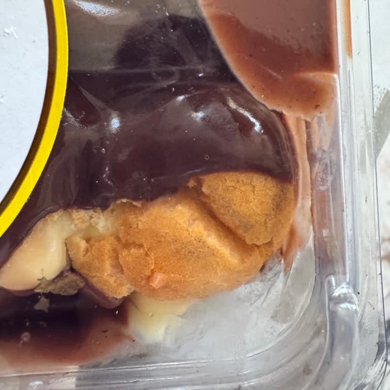 Küflenmiş Ve Tarihi Geçmek Üzere Olan Ürün Gönderimi