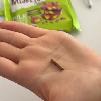 Çikolata Siparişinde Tahta Parçası Şoku