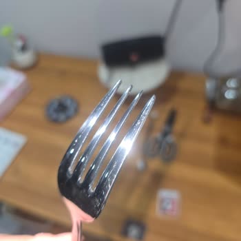 Kütahya Porselen Çatal Kaşık Setinde Kalite Sorunu