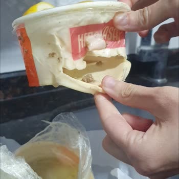 Köfteci Yusuf'tan Geciken Ve Hasarlı Sipariş Mağduriyeti