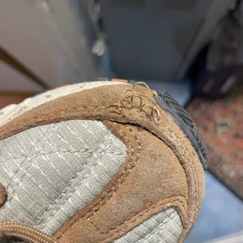 Ayakkabıda Fabrikasyon Hata Ve Müşteri Memnuniyetsizliği