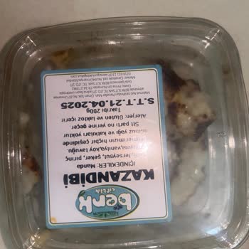 Paketli Tatlıda Hijyen Skandalı