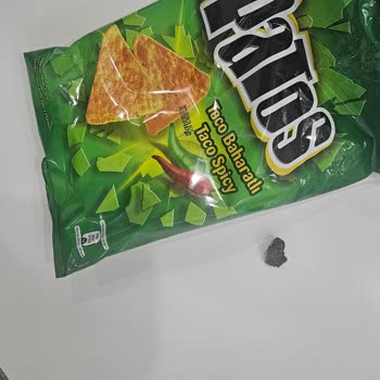 Patos Cips Paketinden Çıkan Gizemli Cisim Şoku!