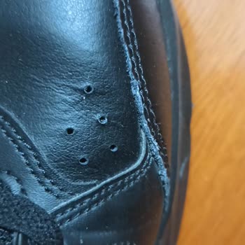 FLO Mağazasında Yanlış Ürün Ve İade Sorunu