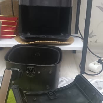 Arzum Airfryer Parçalarına Ayrıldı