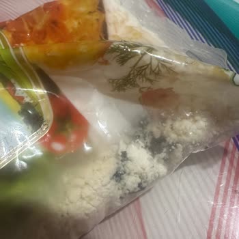 Son Kullanma Tarihi Geçmemiş Lor Peynirinde Küf Sorunu