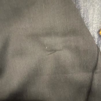 Nike Eşofman Takımı: Kalitesiz Kumaş Ve Renk Solması Sorunu