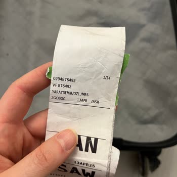 Valiz Tekerleği Kırıldı, Umursamaz Tavırlar Pes!