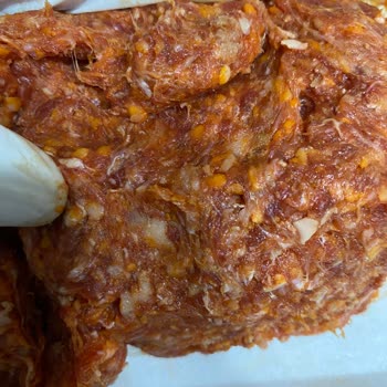 Kasap Köftede Beklenmedik Kuru Fasulye Kokusu