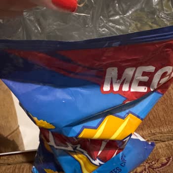 Ruffles Cips Paketinde Şaşırtan Yabancı Madde!