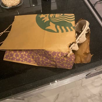 Dökülen Kahve Ve Yetersiz Müşteri Hizmetleri