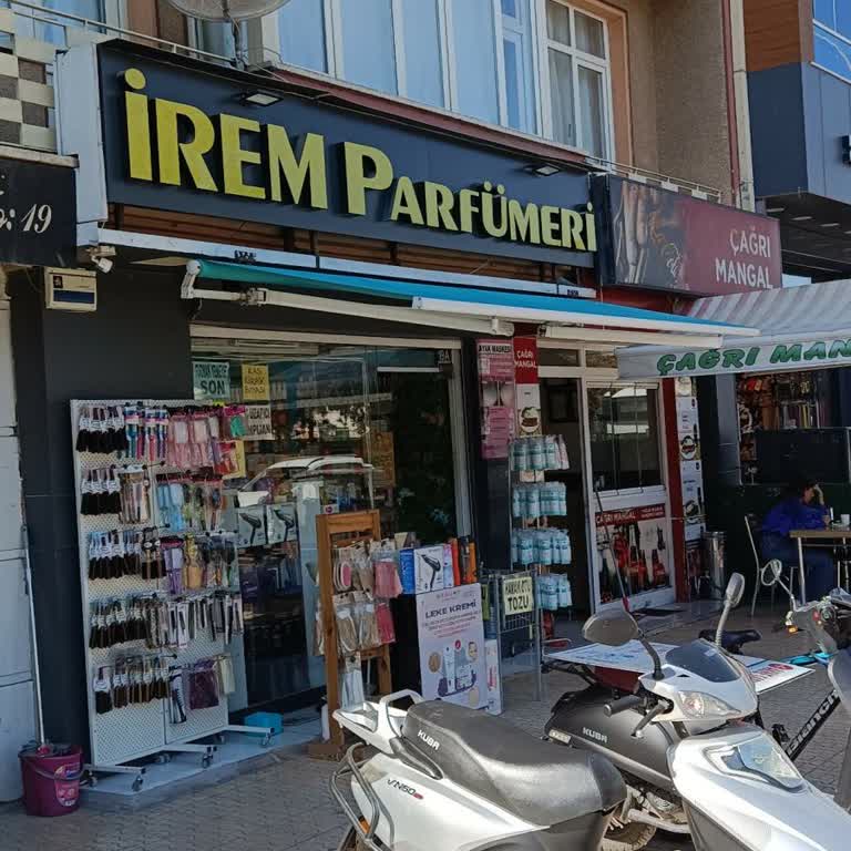 İrem Parfümeri Verdiği Parfüme Para Verilip Alınmaz O Derece Kötü